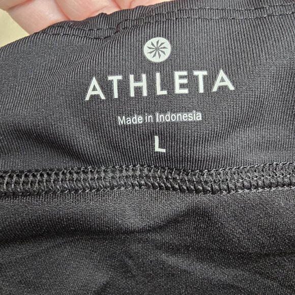 Athleta Track This Run Shorts Sz Large Lightweight Lined Athletic Nepali Teal - Picture 3 of 10